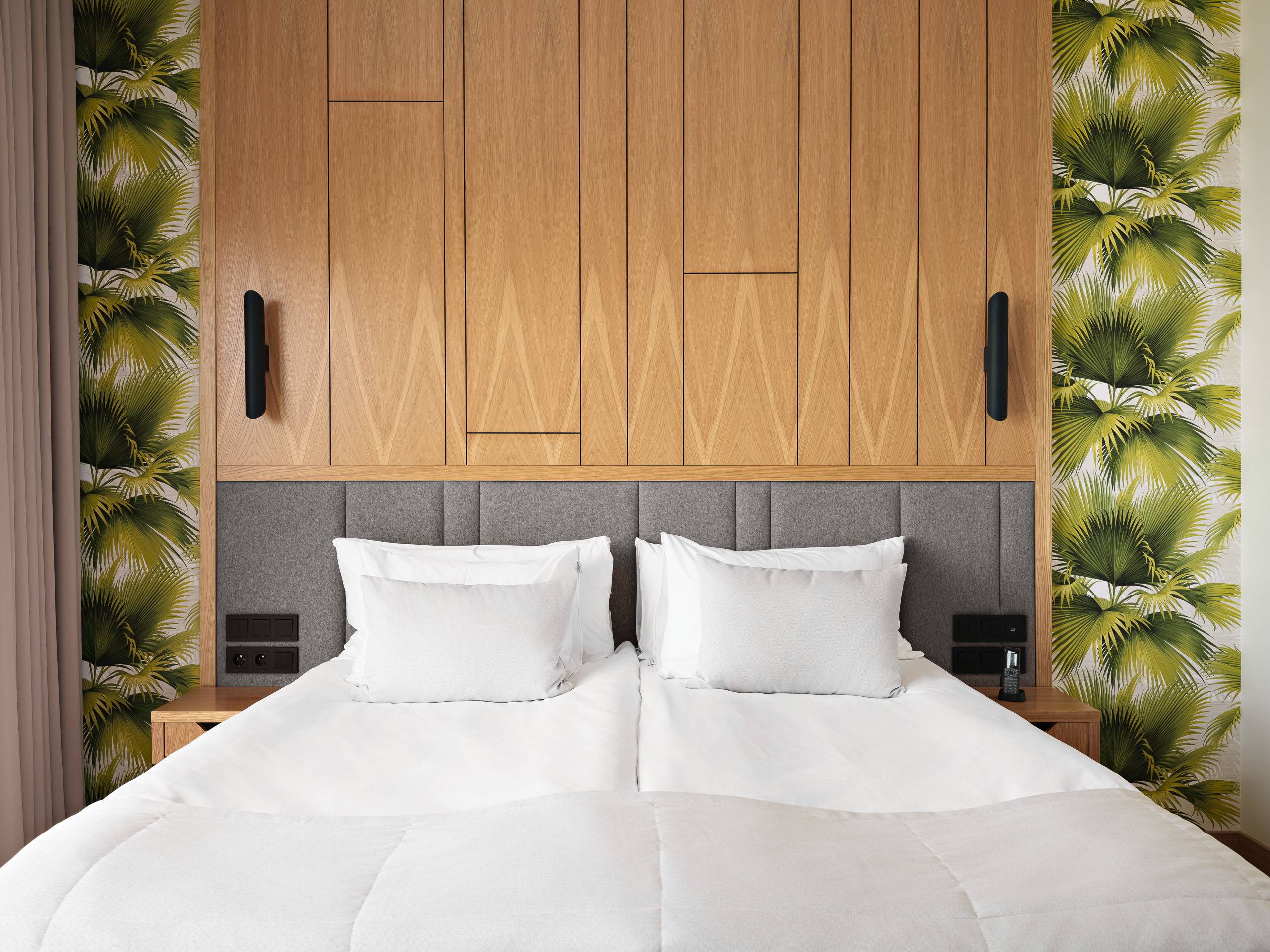 Изображение 2 - Номер Стандарт с видом на море - Отель Райморис - официальный сайт. Отдых на черном море. Геленджик. Бетта.