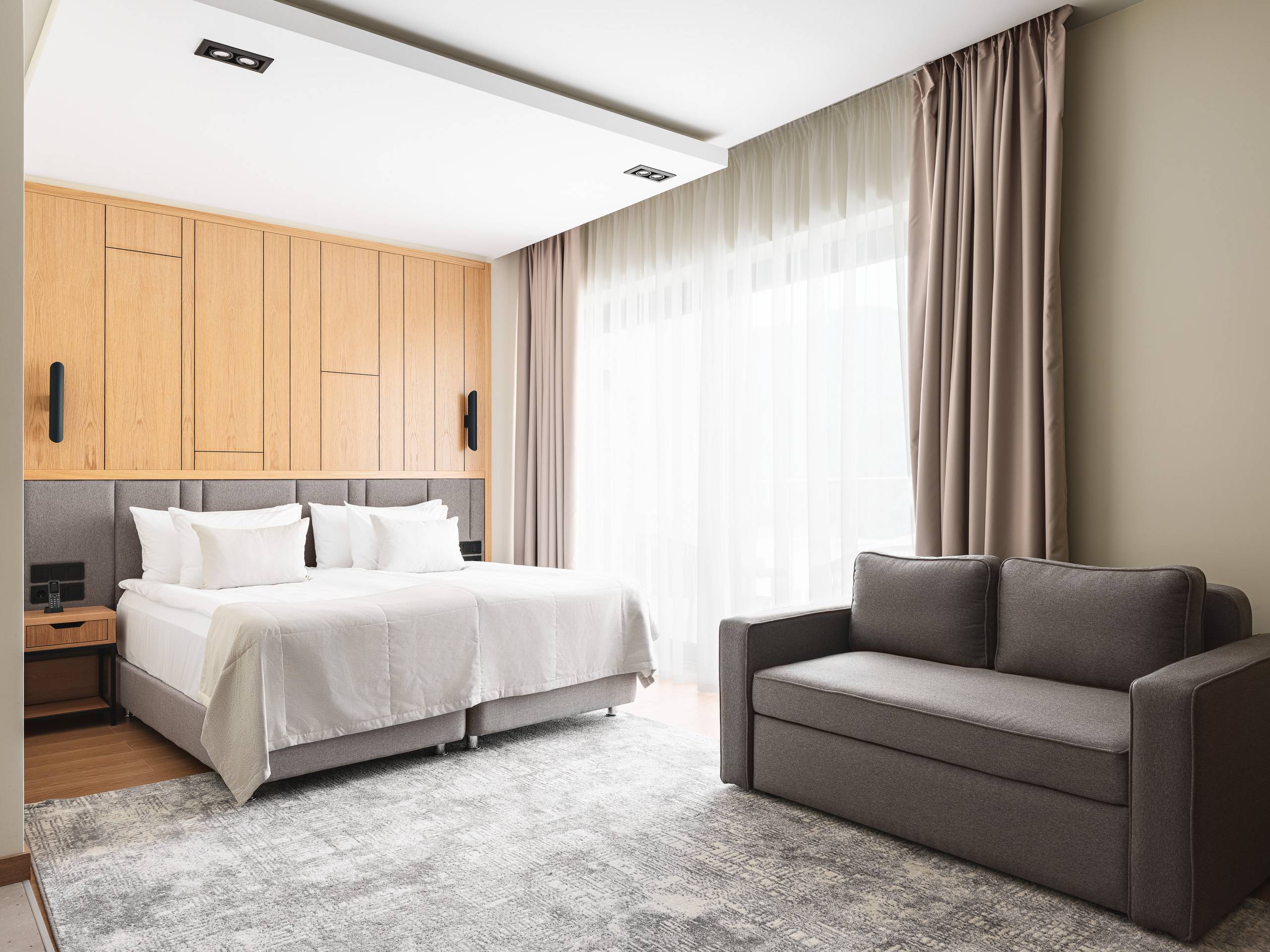 Изображение 1 - Номер Полулюкс - Отель Райморис - официальный сайт. Отдых на черном море. Геленджик. Бетта.