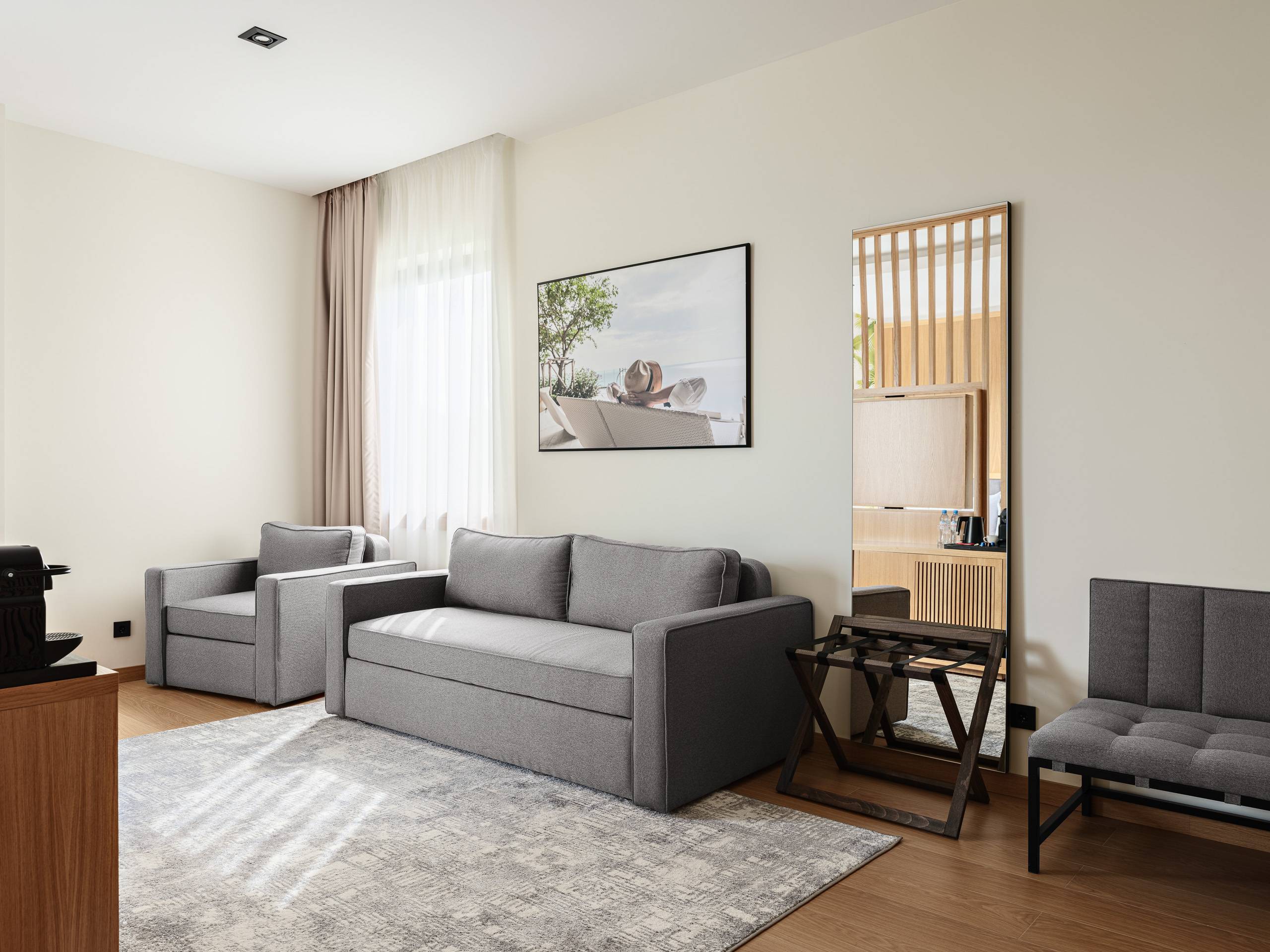 Изображение 5 - Номер Полулюкс с видом на море - Отель Райморис - официальный сайт. Отдых на черном море. Геленджик. Бетта.