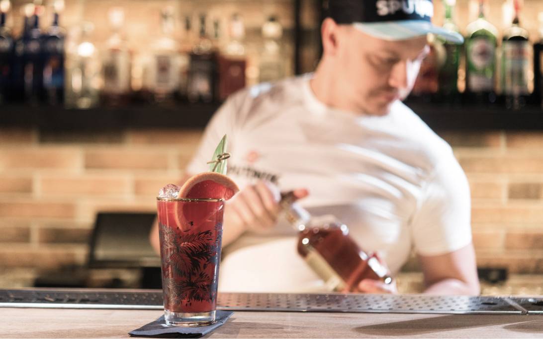 Отель Райморис - официальный сайт. Отдых на черном море. Геленджик. Бетта.